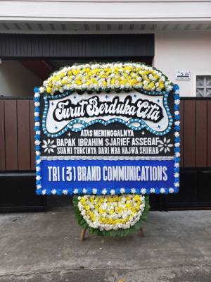 Papan Bunga Duka di Belawang